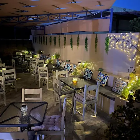 Kourkoumelata Hotel
