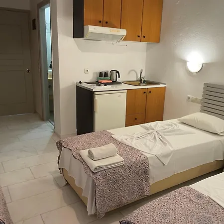 Kourkoumelata 2*