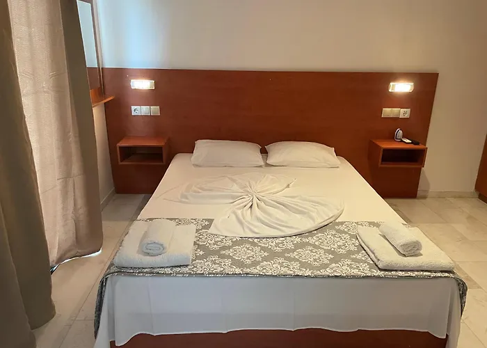 Hotel Kourkoumelata