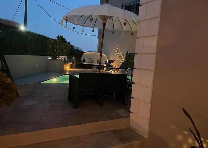 Kourkoumelata Hotel